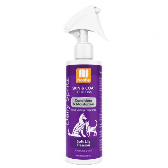 NOOTIE Revitalisant Spray Fleur Lily Passion 8oz NOOTIE Revitalisant Spray Fleur Lily Passion 8oz